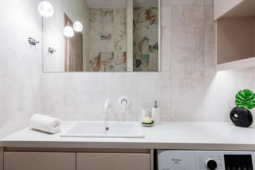 Euphoria Luxury Apartment Candia Esterno foto